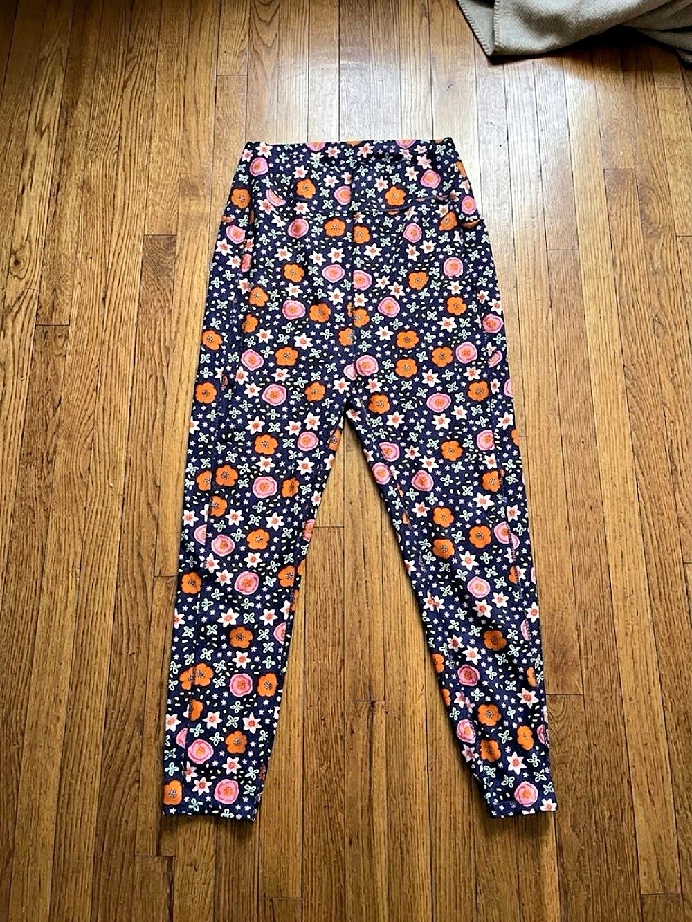 Crisscross Hourglass Legging with Pockets Floral Leggings with Pockets 2XL